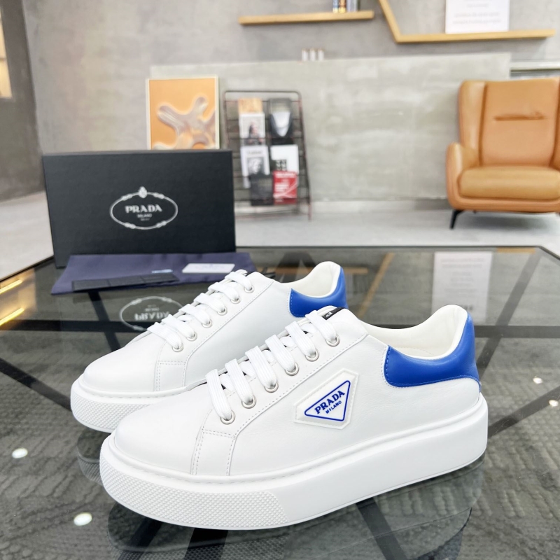 Pra*a casual shoes